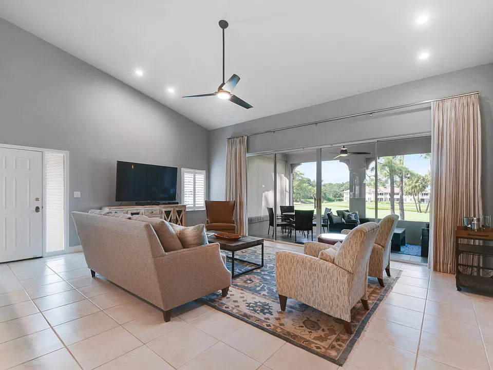 206 Ryder Cup Cir S