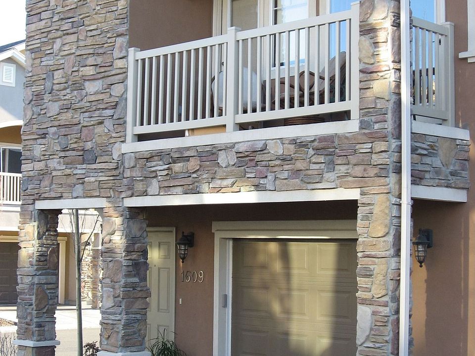 Townhome