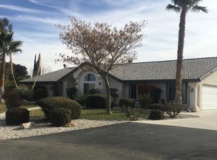 13505 Itasca Ct, Apple Valley, CA 92308