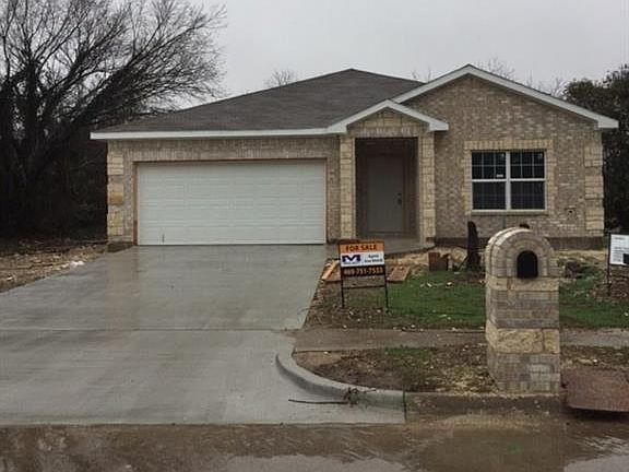 2nd image of 2839 Mojave Dr