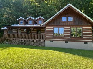 830 Sleepy Hollow Rd, Gatlinburg, TN 37738