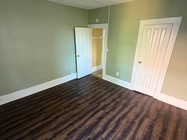98 Glen St #2 — Photo 20