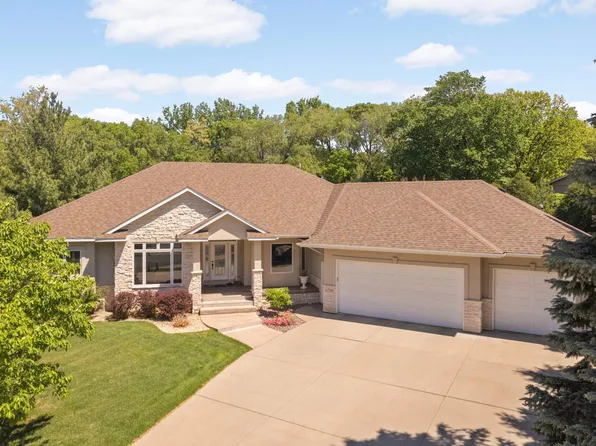 6209 Heather Pl NE, Fridley, MN 55432