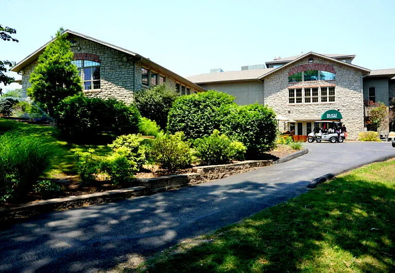 189 Avondale Dr #5 — Photo 25