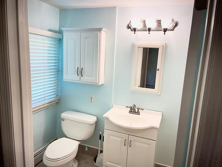 261 Main St #3 — Photo 9