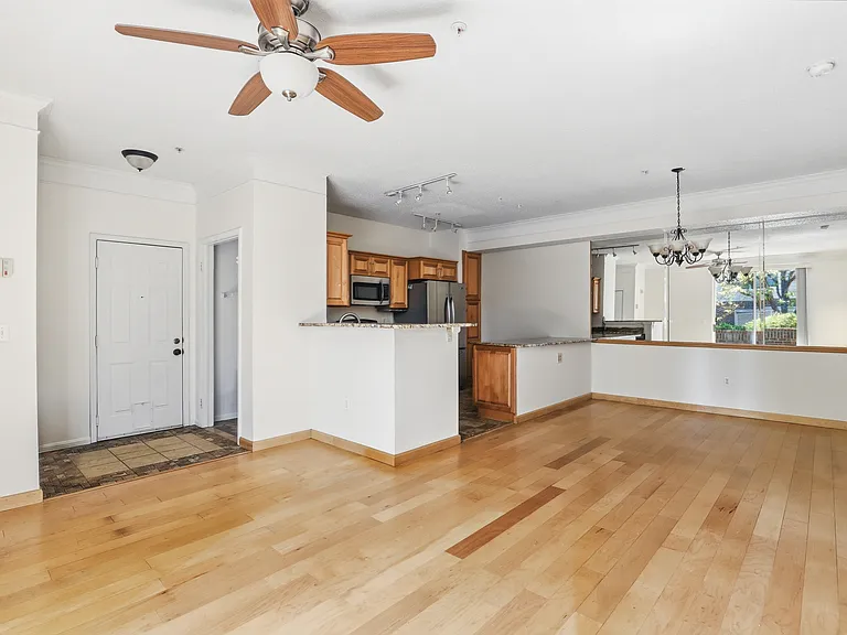 1696 Harris St — Photo 3