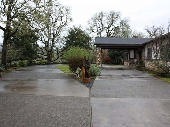 Circle Driveway