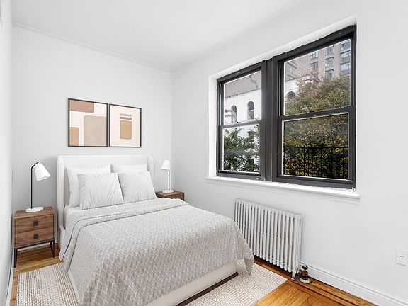 4th image of 210 E 38th St APT 2E