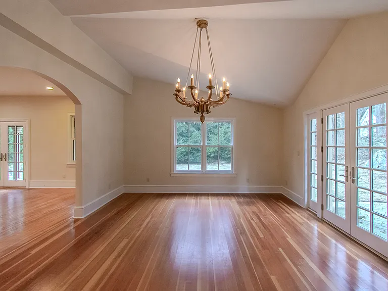 54 E Lake Stable Rd — Photo 10