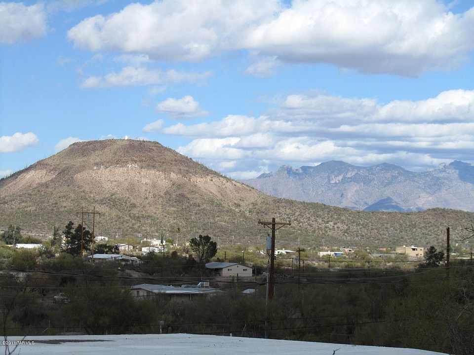 1st image of 2750 S Thrasher Ave