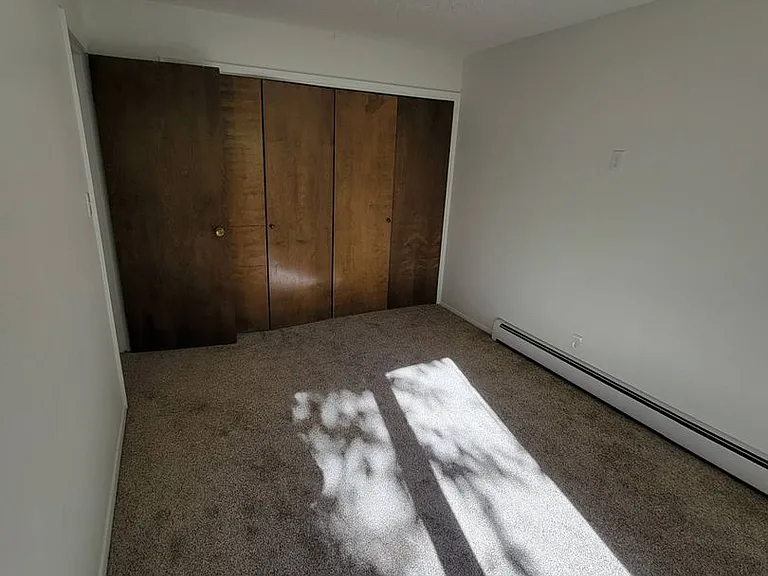 705 N St — Photo 10