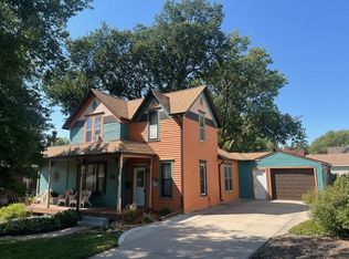 815 Garfield St, Holdrege, NE 68949