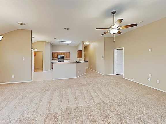 4th image of 1051 Valley Brook Ln