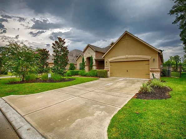 62 N Swanwick Pl, Tomball, TX 77375