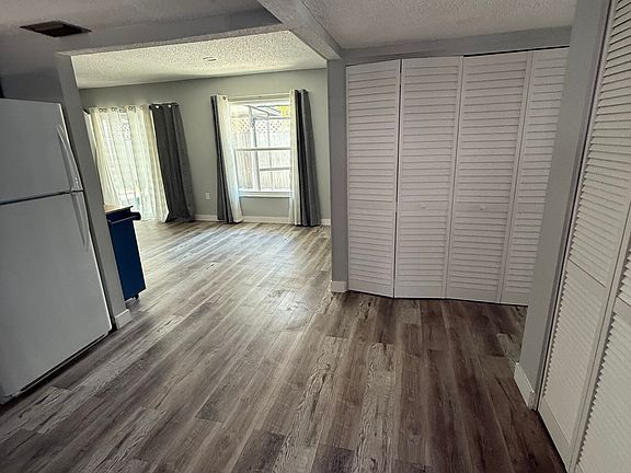 2nd image of 1811 East Dr