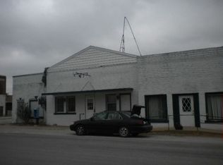 102 S Main St, Fillmore, IL 62032