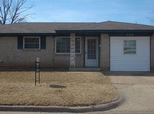 239 S Janeway Ave, Moore, OK 73160