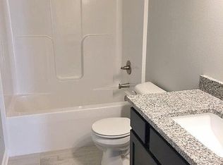 802 Kester Rd, Marshalltown, IA 50158