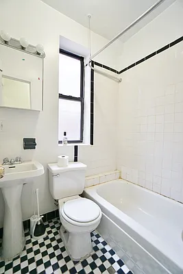 Rented by Best Apartments North Inc | media 16