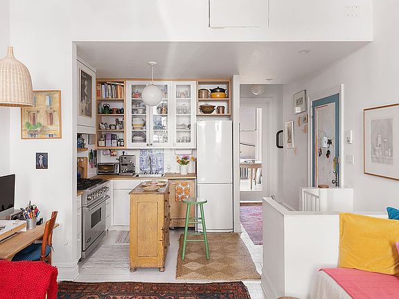 5th image of 345 W 4th St APT 3