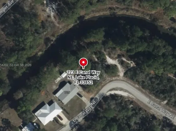 223 E Canal Way NE, Lake Placid, FL 33852