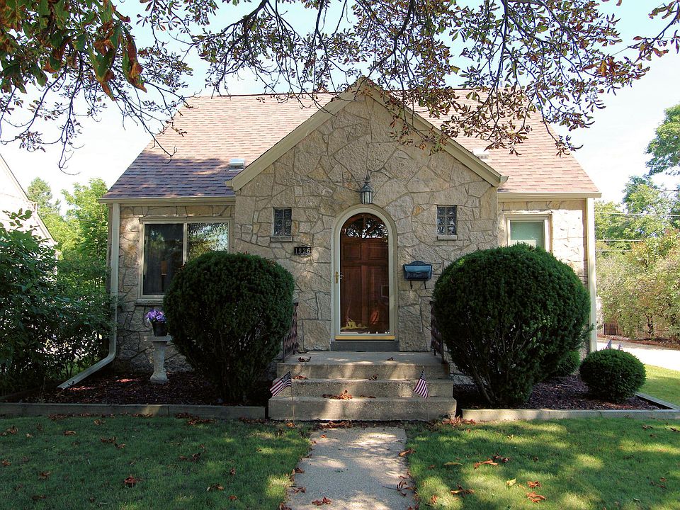 1st image of 1926 E Tesch Ave