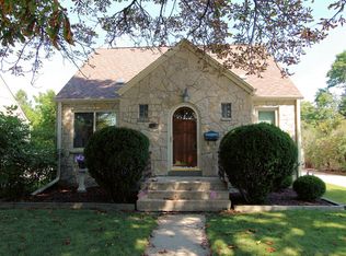 1926 E Tesch Ave, Saint Francis, WI 53235