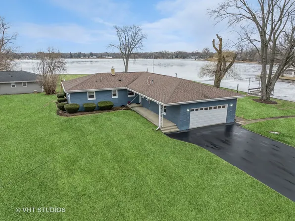 37023 N Stanton Point Rd, Ingleside, IL 60041