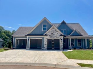 1580 Legend Dr, Greensboro, GA 30642