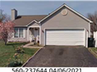 1371 Bluffton Ct, Columbus, OH 43228