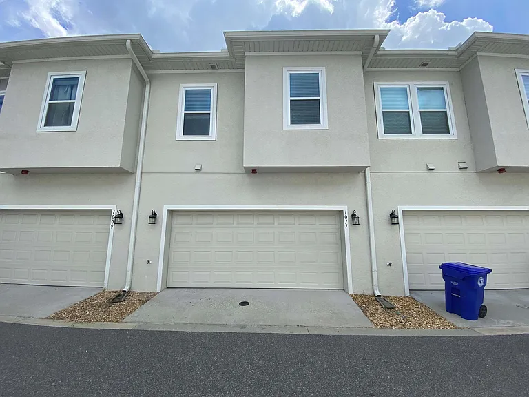 1011 Lychee Ct — Photo 12