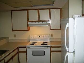 4th image of 2135 Crystal Dr APT 50