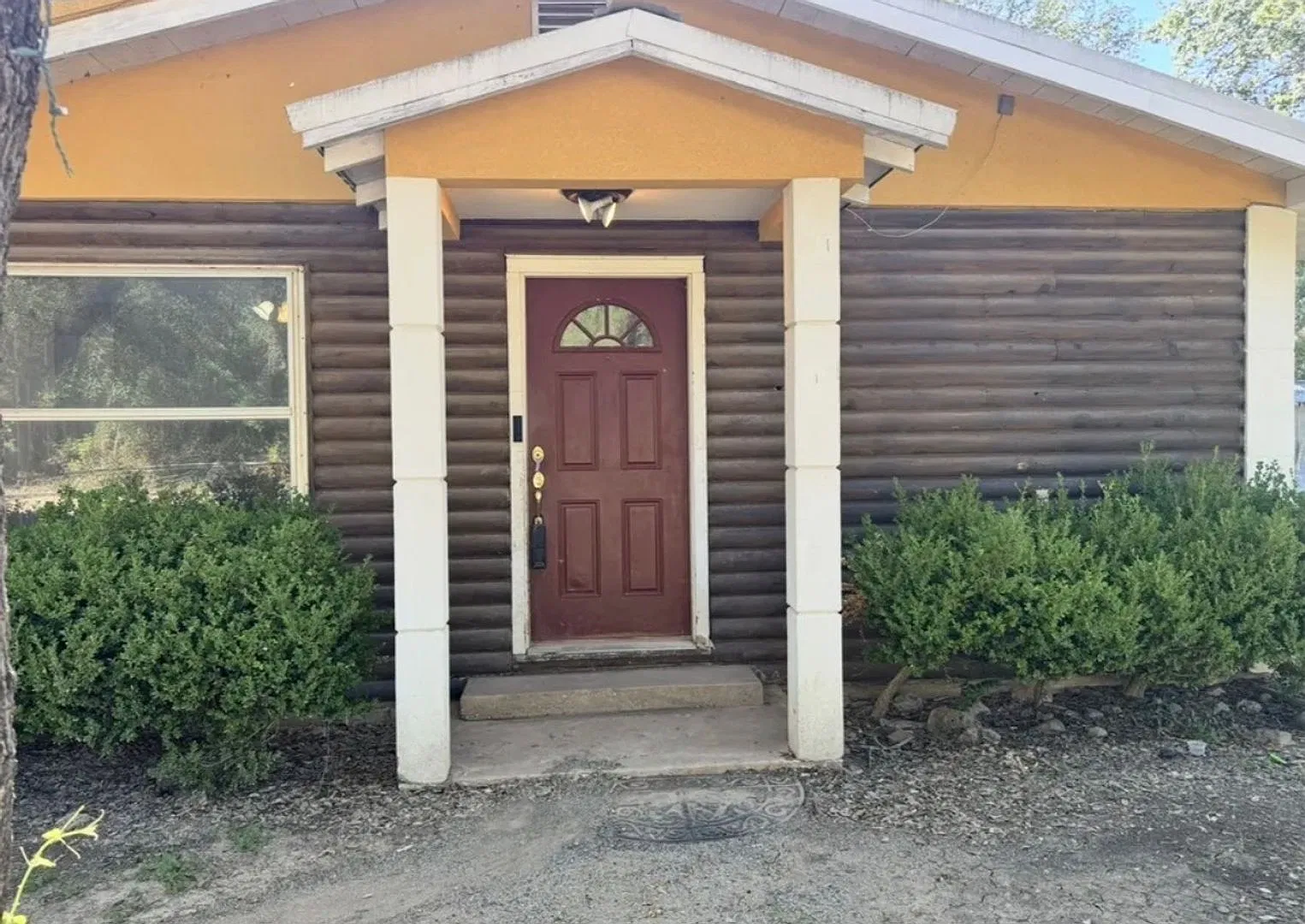 3 Bedroom 2 Bathroom Home Close to Lake Brownwood — Photo 1