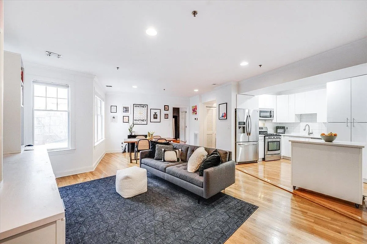 82 Clinton St APT 3F photo 1