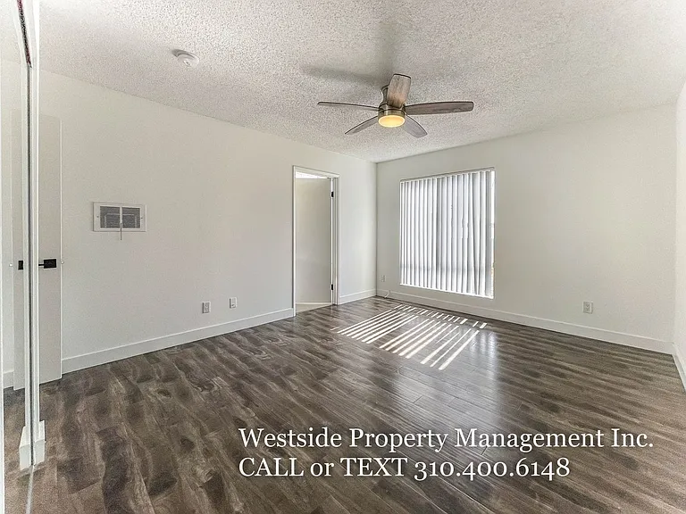 3710 Midvale Ave — Photo 12
