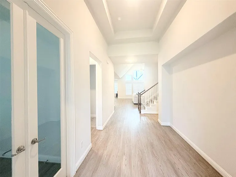 6610 Lake Oasis Dr — Photo 6