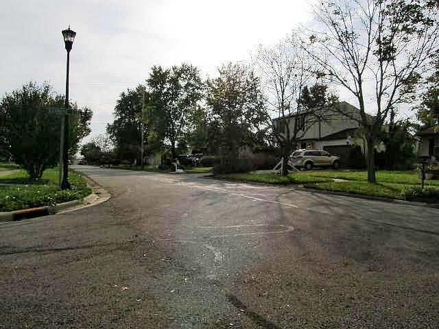 1st image of 733 Lakeland Dr