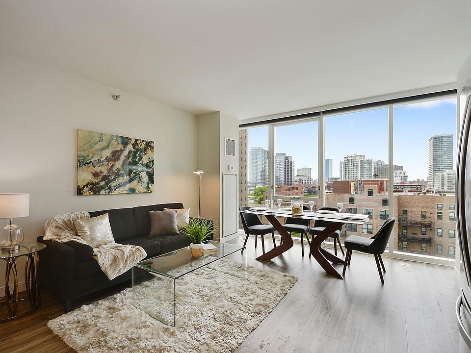 1st image of 1408 S Michigan Ave #2604