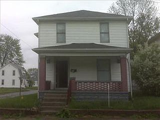 1st image of 838 W Water St