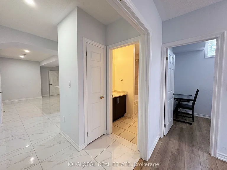 82 Madoc Pl #BASEMENT — Photo 13