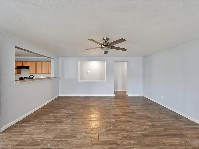 16322 Cole Bridge Ln — Photo 9