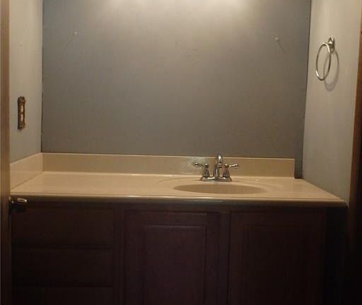 5th image of 840 SW 34th St
