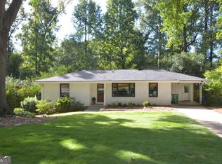 1172 Blueberry Trl, Decatur, GA 30033