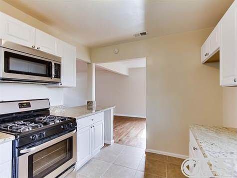 4th image of 3015 E 16th St