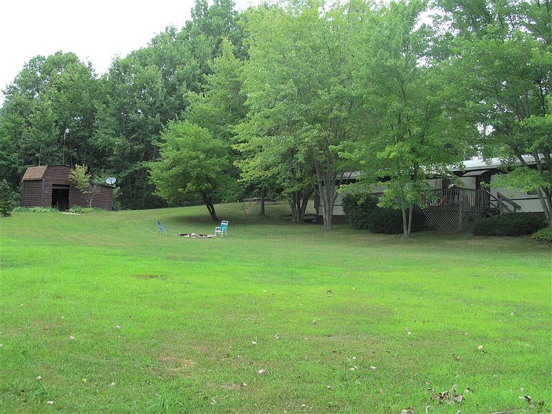 spacious yard and shed