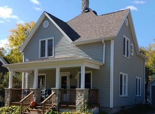 89 Rankin St, Fort Atkinson, WI 53538