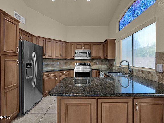 4th image of 4003 E ANDERSON Drive