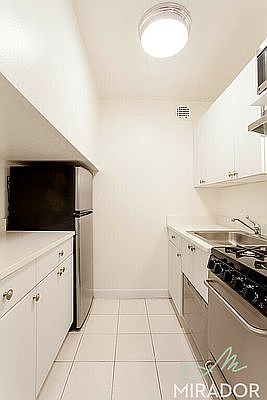 2nd image of 43 W 16th St APT 10B