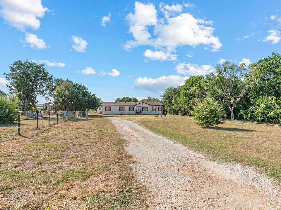 1st image of 113 Opal Dr