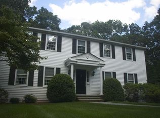10 Stalker Ln, Framingham, MA 01702